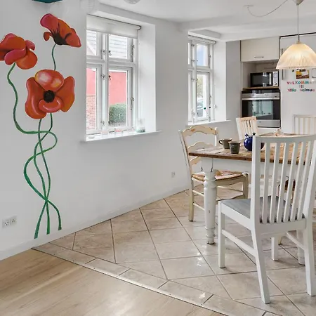 Casa de Férias In With Wifi Rønne